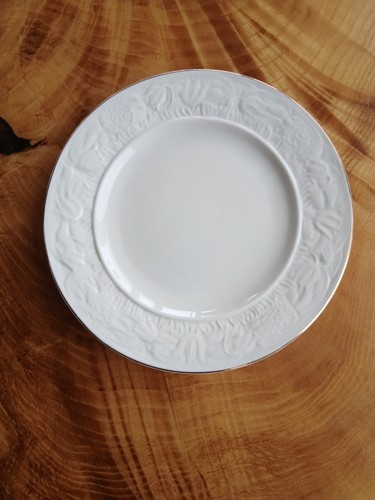 Belleek serenity salad - salad, plate
